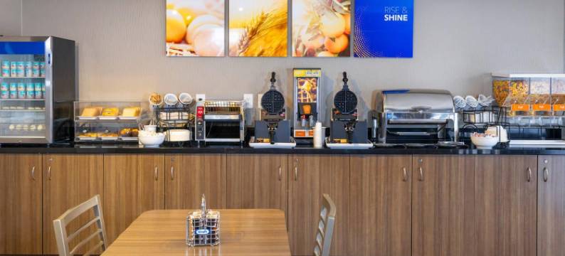 贝勒维尔舒适酒店(Comfort Inn)图片