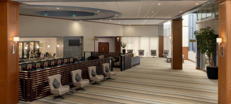 路易斯维尔东-赫斯特波恩假日酒店(Holiday Inn LOUISVILLE EAST - HURSTBOURNE by IHG)图片