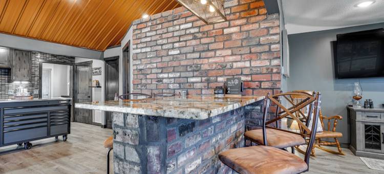 带火坑和码头：齐默尔曼湖畔小屋(Fire Pit + Dock: Lakefront Cabin in Zimmerman!)图片