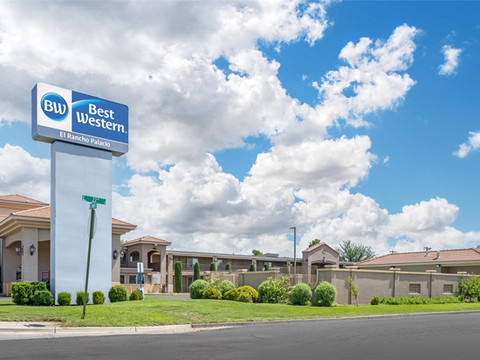 牧场宫殿贝斯特韦斯特酒店