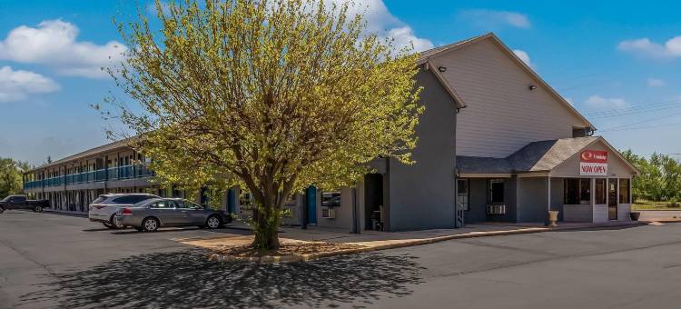 伊克诺套房旅馆(Econo Lodge Inn & Suites)图片