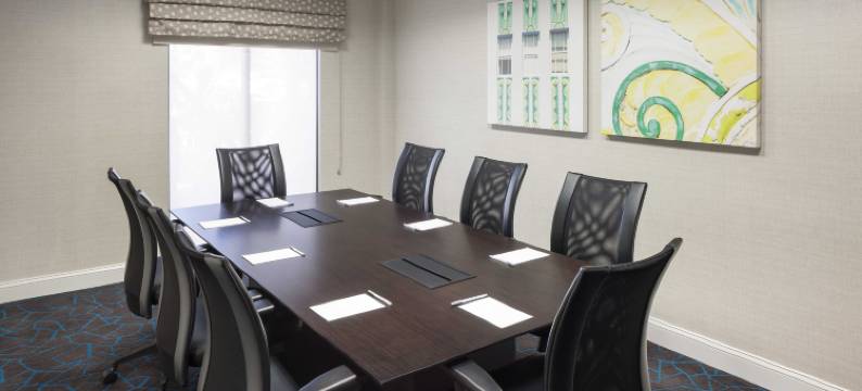 迈阿密多拉尔/海豚购物中心欢朋酒店及套房(Hampton Inn & Suites Miami-Doral/Dolphin Mall)图片