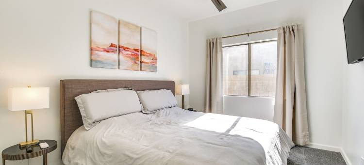 2英里到科切拉：印地欧绿洲带加热泳池(2 Mi to Coachella: Indio Oasis w/ Heated Pool)图片