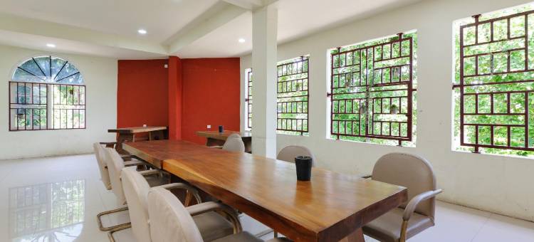 乌尔班维尤堪萨酒店-近港湾巴淡-由红门酒店管理(Urbanview Hotel Kansa Near Harbour Bay Batam by RedDoorz)图片