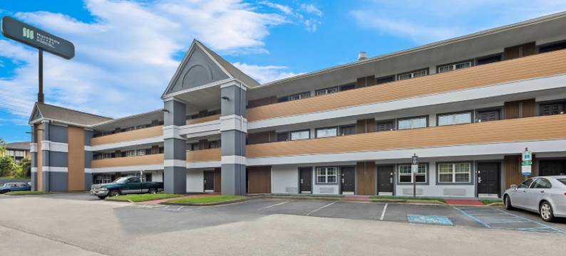 美茵斯坦套房酒店诺克斯维尔 - 雪松崖(MainStay Suites Knoxville - Cedar Bluff)图片