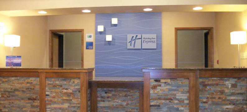 Holiday Inn Express 科特兰(Holiday Inn Express CORTLAND by IHG)图片