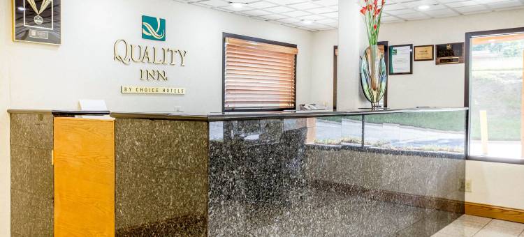 品质酒店梅肯西(Quality Inn)图片