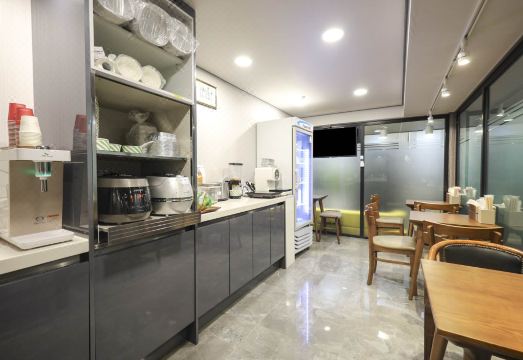 Changwon Sangnamdong Queens Hotel Hotel Overview