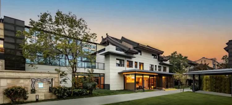 开封清明上河园鼓楼广场亚朵酒店图片