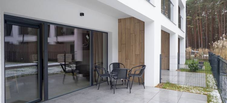 隐藏海岸公寓 - 高级海滨公寓，带泳池，步行2分钟到海滩(Hidden Coast Apartments - Premium Seaside Apartments with Pool, 2-Minute Walk to the Beach)图片