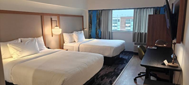 查尔斯顿市中心万枫万豪国际酒店及套房(Fairfield by Marriott Inn & Suites Charleston Downtown)图片