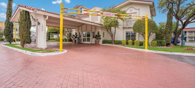 达拉斯市场中心6号汽车旅馆(Motel 6 Dallas, TX - Market Center)图片