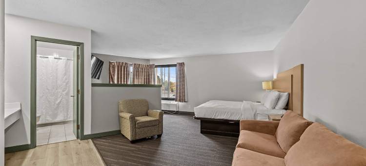 史蒂文斯波因特大学旅馆(Ramada by Wyndham Stevens Point)图片