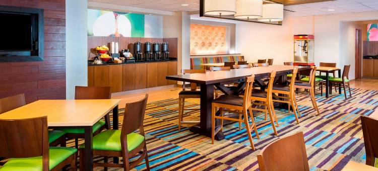 万枫酒店及套房亚特兰大佩里米特中心(Fairfield Inn & Suites Atlanta Perimeter Center)图片