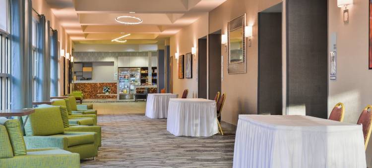 中央埃尔克格罗夫智选假日酒店及套房 - 99号公路 by IHG(Holiday Inn Express & Suites ELK GROVE CENTRAL - HWY 99 by IHG)图片