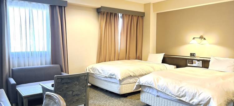 高冈皇冠山酒店(Hotel Crown Hills Takaoka)图片