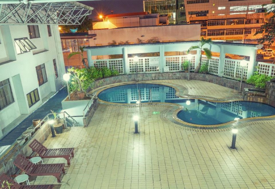 Kingwood Hotel KuchingHotel Overview