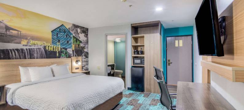 威克森林 - 罗利北凯隆波因特酒店(Clarion Pointe Wake Forest – Raleigh North)图片