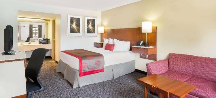 锡达城华美达酒店(Ramada by Wyndham Cedar City)图片