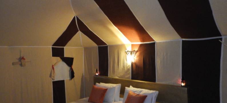 Sleeping in a Luxury Tent in Merzouga Desert !图片