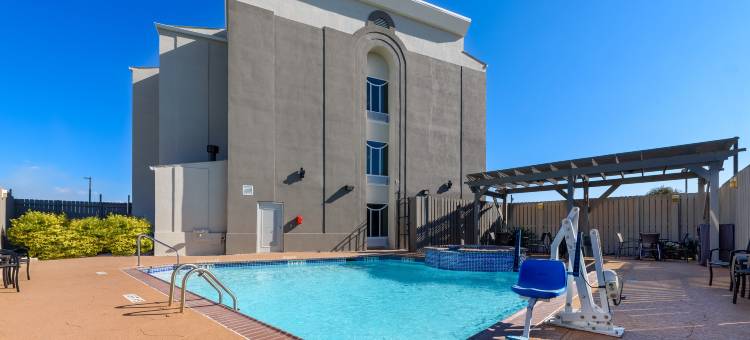 智选假日套房酒店巴斯特罗普(Holiday Inn Express & Suites Bastrop)图片