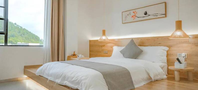 美的鹭湖别墅公寓(大金峰路分店)图片