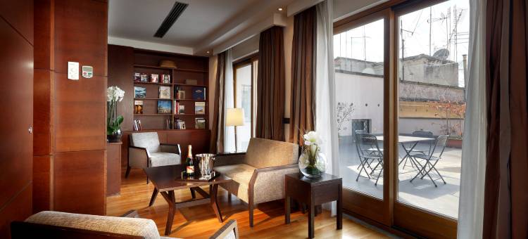 伊克斯宫殿国际酒店(Exe International Palace)图片