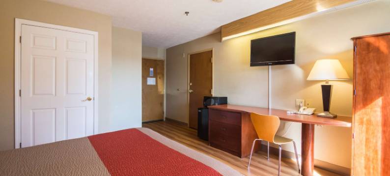 印第安纳波利斯 - 机场6号汽车旅馆(Motel 6 Indianapolis, in - Airport)图片