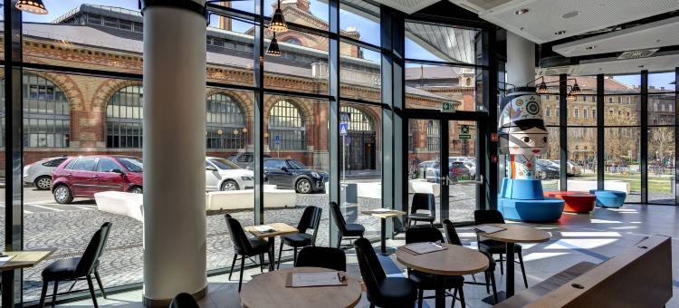 布达佩斯中央市场梅宁阁酒店(Meininger Budapest Great Market Hall)图片