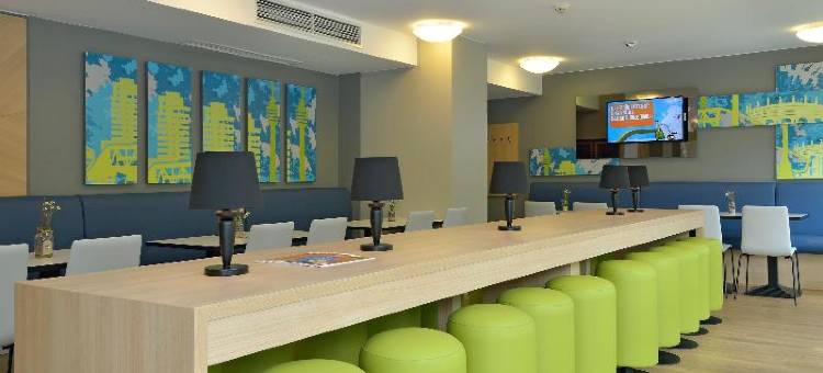 斯图加特B&B酒店(B&B HOTEL Stuttgart-City)图片