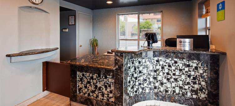 凤凰城市中心贝斯特韦斯特SureStay酒店(Downtown Phoenix Hotel)图片