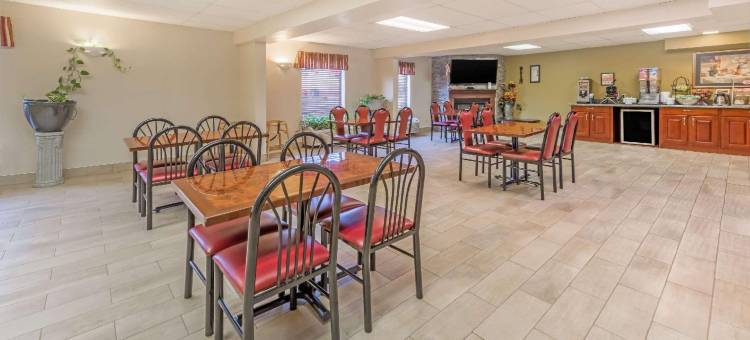 谢泼兹维尔/路易维尔南 I65 温德姆速 8 酒店(Super 8 by Wyndham Shepherdsville / Louisville South I65)图片