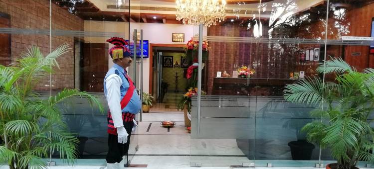 安比恩图勒酒店(Hotel Ambient Turret)图片