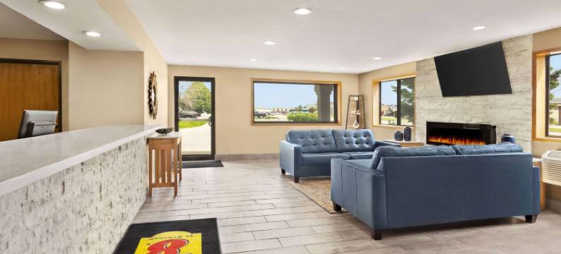 安克尼-得梅因区速8酒店(Super 8 by Wyndham Ankeny/Des Moines Area)图片