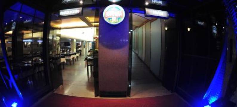 高级广场酒店(Hotel Premium Plaza)图片