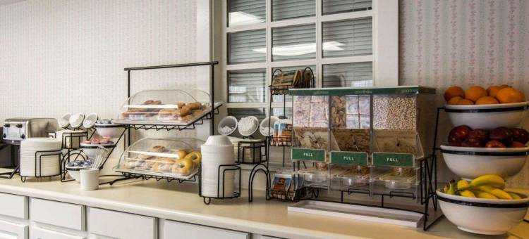 罗德威河滨套房酒店(Rodeway Inn and Suites on the River)图片