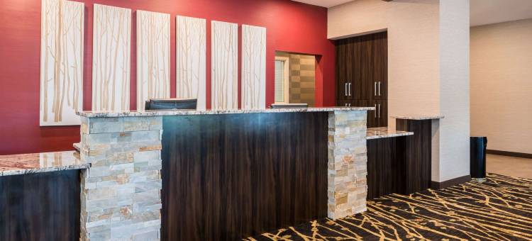 大福克斯华美达酒店(Ramada by Wyndham Grand Forks)图片