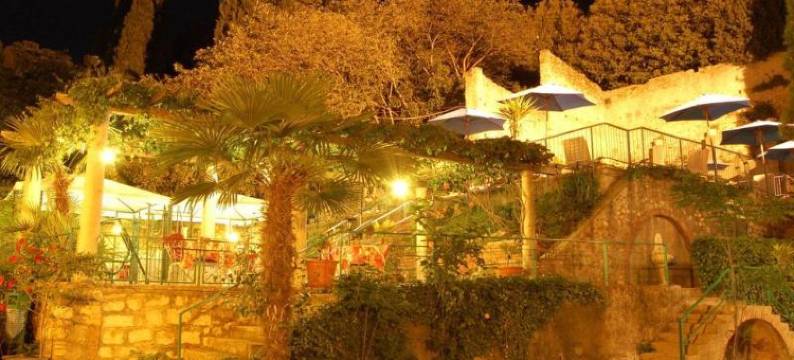 布洛利亚酒店(Hotel Broglia)图片