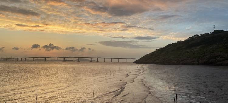 背山面海清静私墅邀上亲朋亦游亦乐度假别墅(高双线分店)图片