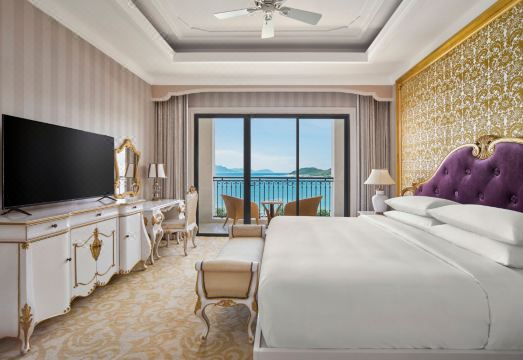 Nha Trang Marriott Resort & Spa, Hon Tre Island Hotel Overview