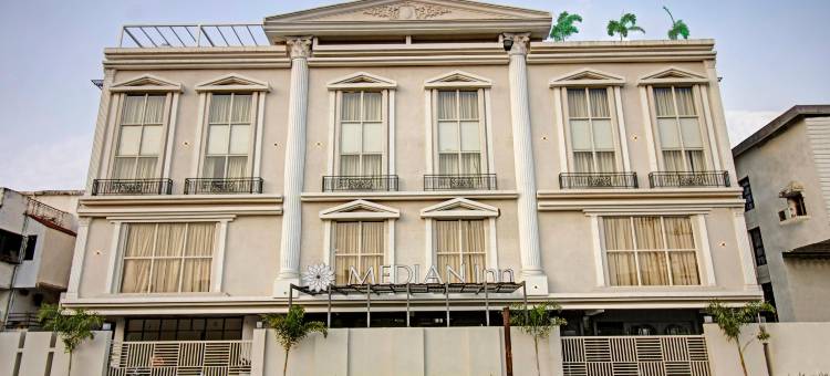 Treebo 高级 Median 旅馆(Treebo Premium Median Inn)图片