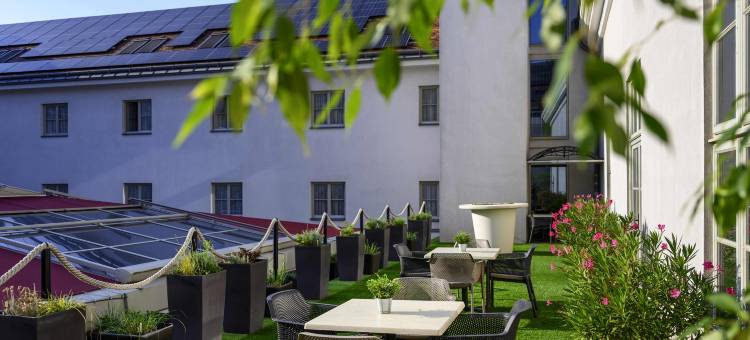 塞克什白堡美居匈牙利国王酒店(Mercure Szekesfehervar Magyar Kiraly)图片