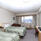 Yanai Cruise Hotel