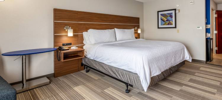 智选假日套房酒店斯泰茨维尔 by IHG(Holiday Inn Express & Suites Statesville by IHG)图片