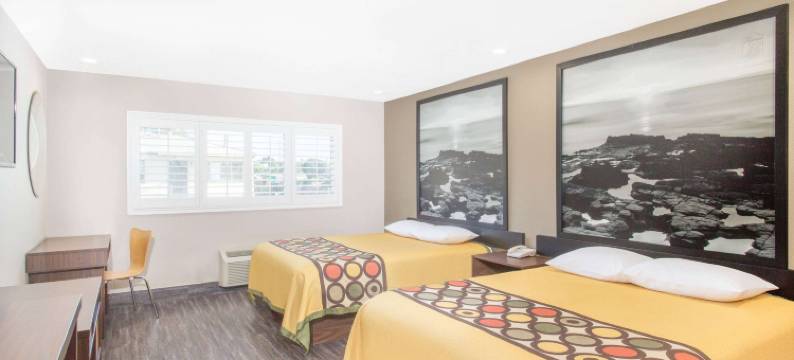 国家城市丘拉维斯塔速8酒店(Super 8 by Wyndham National City Chula Vista)图片