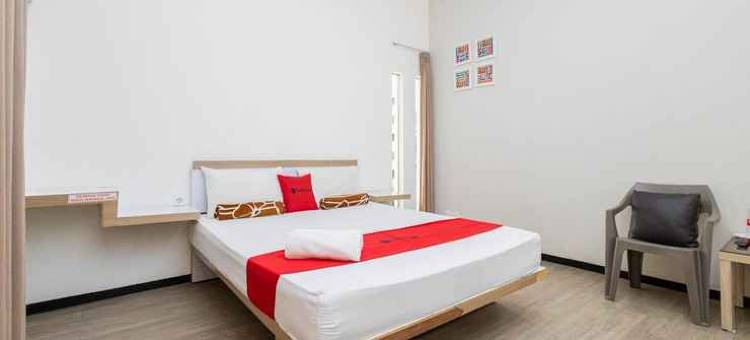 红多兹伊斯兰酒店-近玛琅MX特兰斯玛特(RedDoorz Syariah Near Transmart MX Malang)图片