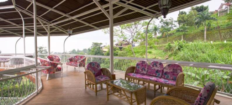 Capital O 3359 Pondok Wisata Jaden Trawas Mojokerto图片