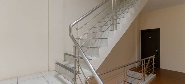 红多兹酒店-MMTC德利沙登综合大楼(RedDoorz @ Komplek Mmtc Deli Serdang)图片