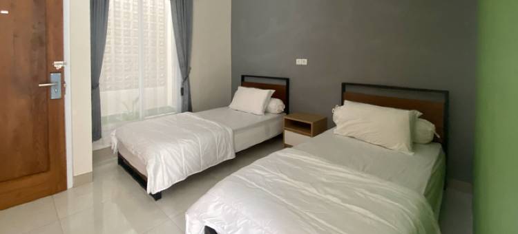 RedDoorz at Araya House Ngawi图片