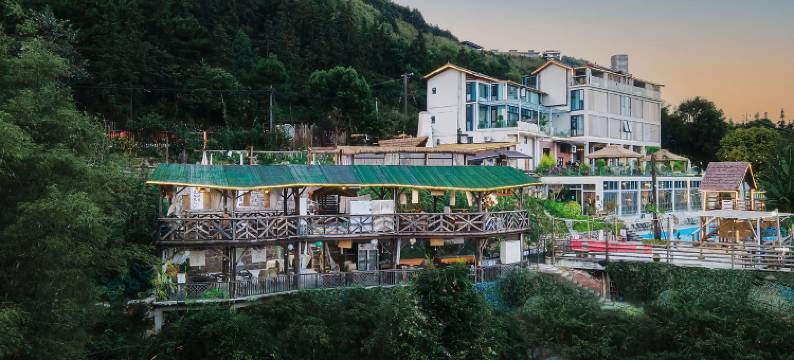 玉峰山泉似你民宿(翠微路分店)图片